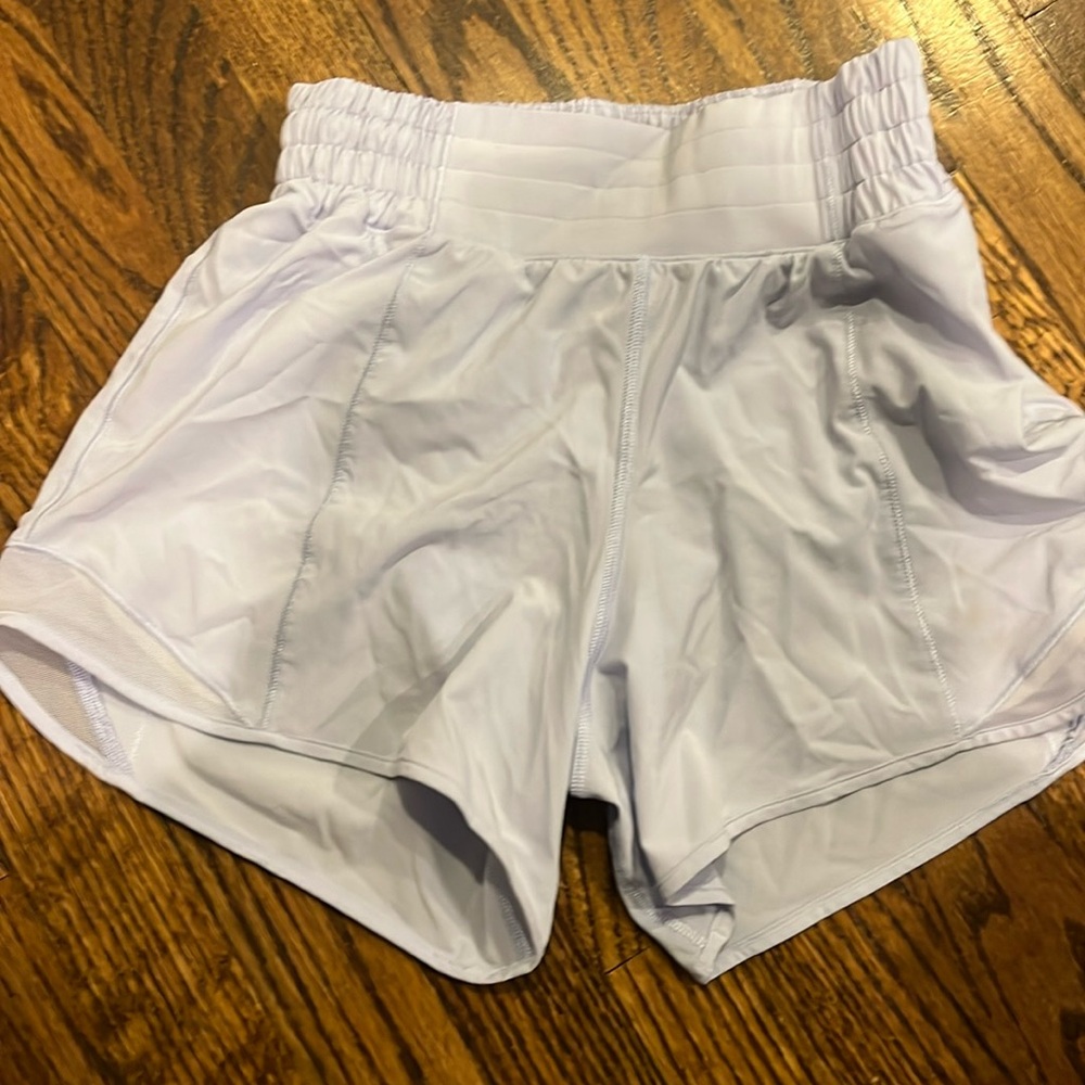 lululemon Women's Hotty Hot High-Rise Lined Short. Size 2